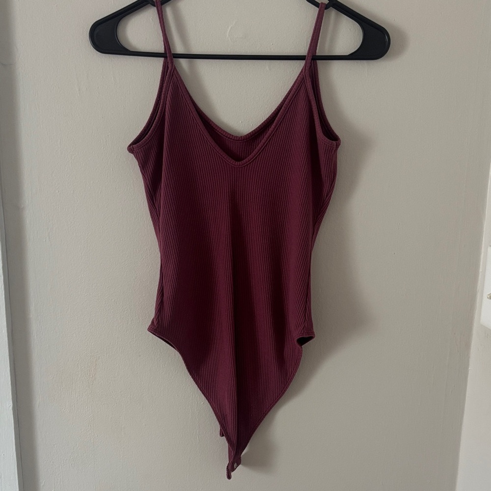 American Eagle Ribbed Maroon One-Piece Bodysuit - Picture 3 of 3